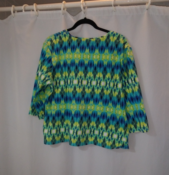 Pretty Crop Shirt by Ruby Rd - Picture 3 of 3